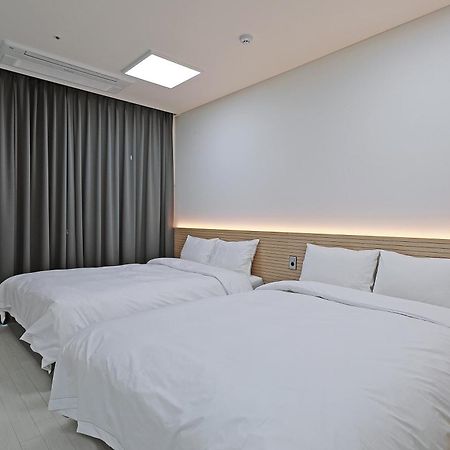 World Sky Residence Hotel Sokcho Esterno foto
